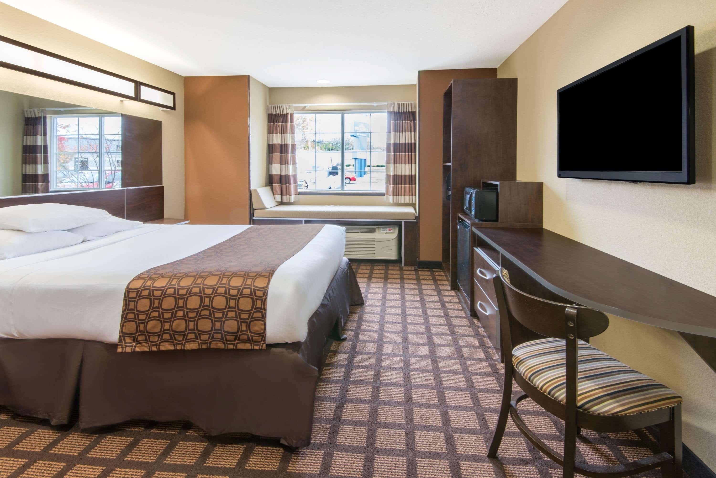 Microtel Inn And Suites North Canton Exterior foto